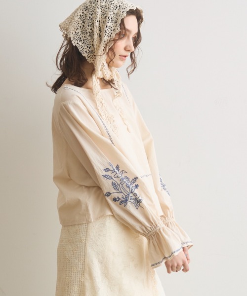 Crisp（クリスプ）の「フラワー刺繍ショートブラウス（シャツ/ブラウス・レディース・イエロー/アイボリー・FREE）」の19枚目の写真