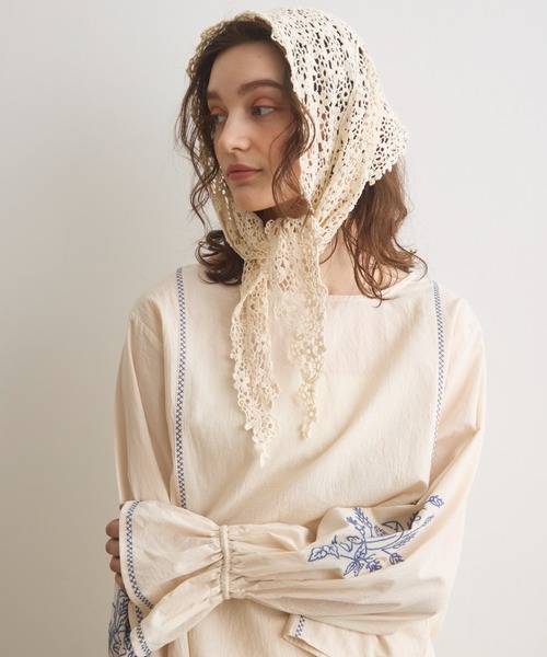 Crisp（クリスプ）の「フラワー刺繍ショートブラウス（シャツ/ブラウス・レディース・イエロー/アイボリー・FREE）」の18枚目の写真