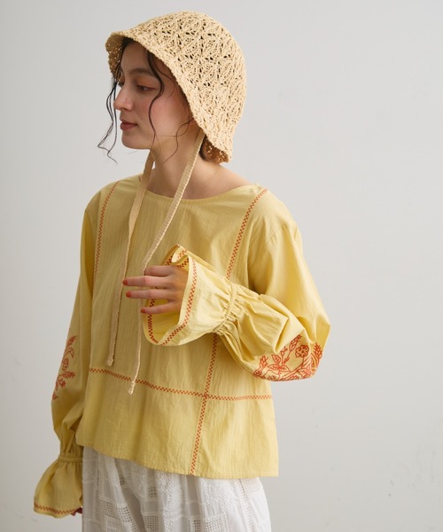 Crisp（クリスプ）の「フラワー刺繍ショートブラウス（シャツ/ブラウス・レディース・イエロー/アイボリー・FREE）」の7枚目の写真