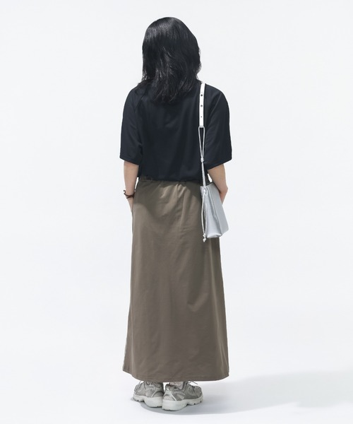 NEW BALANCE(ニューバランス)の「【別注】ニューバランス New Balance ファンクションサイドスリットTシャツ 限定コラボ(Tシャツ/カットソー・レディース・ライラック/ブラック/ネイビー・S/M/L/XL)」の9枚目の写真