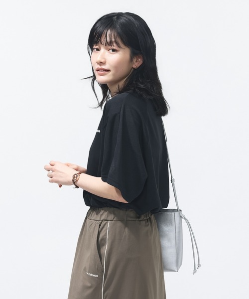 NEW BALANCE(ニューバランス)の「【別注】ニューバランス New Balance ファンクションサイドスリットTシャツ 限定コラボ(Tシャツ/カットソー・レディース・ライラック/ブラック/ネイビー・S/M/L/XL)」の5枚目の写真