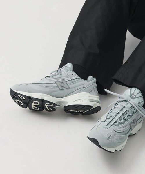NEW BALANCE(ニューバランス)の「<New Balance>1000 スニーカー(スニーカー・メンズ・グレー系・26.5cm/25.5cm/25cm/28cm/28.5cm/26cm/27cm/27.5cm)」の2枚目の写真
