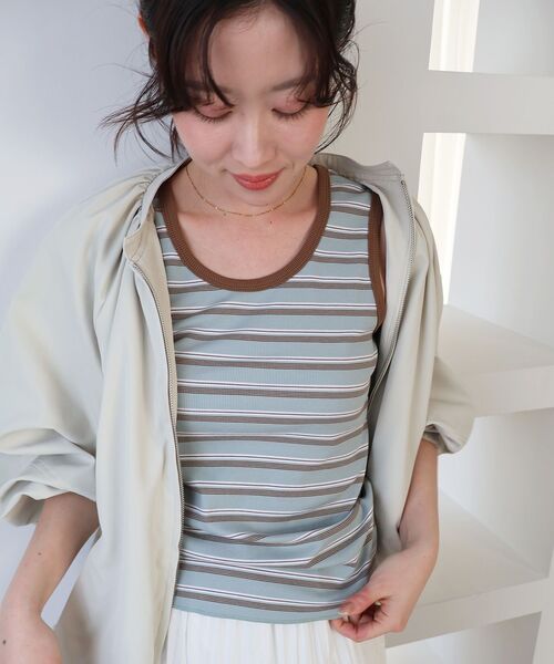 le.coeur blanc(ルクールブラン)の「マルチボーダーリブタンク(タンクトップ・レディース・ブルー系その他3/イエロー系その他/ブラック系その他・38)」の17枚目の写真