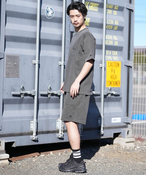 NEW ERA(ニューエラ)の「NEW ERA/ニューエラ 半袖 Tシャツ メンズ SS GARMENT DEE WPATCH(Tシャツ/カットソー・メンズ・ブラウン/チャコール/グレー・M/L/XL/XXL)」の7枚目の写真