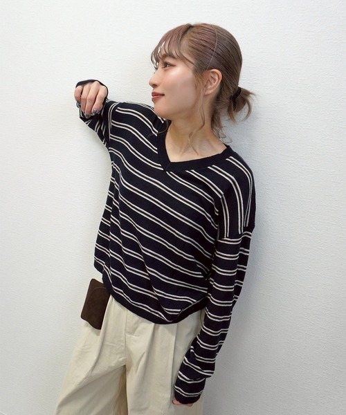 gossara（ゴサラ）の「【秋まで使える】Vネックリネン混プルオーバー（Tシャツ/カットソー・レディース・オフホワイト/ネイビー/ブラウン・FREE）」の7枚目の写真