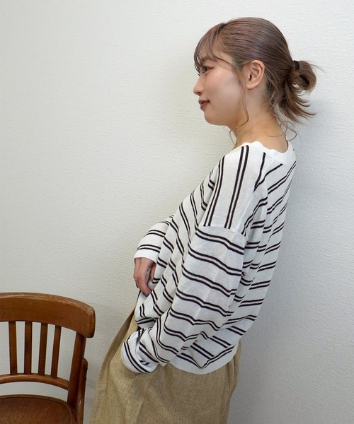 gossara（ゴサラ）の「【秋まで使える】Vネックリネン混プルオーバー（Tシャツ/カットソー・レディース・オフホワイト/ネイビー/ブラウン・FREE）」の19枚目の写真