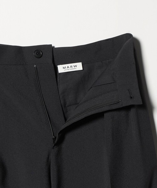 MARW UNITED ARROWS(マルゥ ユナイテッドアローズ)の「<MARW UNITED ARROWS>インタック パンツ(スラックス・レディース・ブラック/モカ/ダークグレー・36/38)」の7枚目の写真