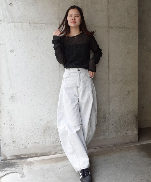 CORNERS（コーナーズ）の「袖ギャザープリーツラメトップス（Tシャツ/カットソー・レディース・ブラック/チャコールグレー/オフホワイト・M）」の8枚目の写真