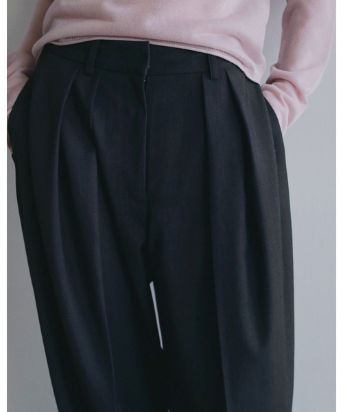 anuke（アンヌーク）の「Hightwist Cocoon Pants（その他パンツ・レディース・チャコールグレー/ネイビー・38inch/36inch）」の22枚目の写真