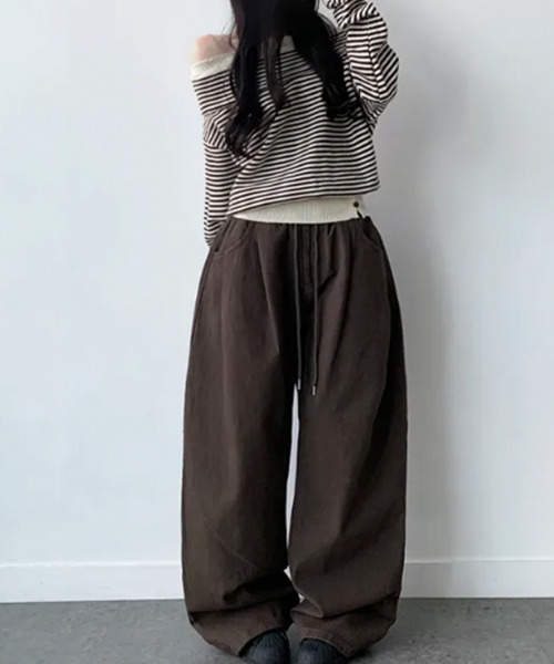 VIVID LADY（ビビッドレディー）の「配色 オフショルダー  ボーダー リブニット（ニット/セーター・レディース・ブラウン/ブラック・FREE）」の8枚目の写真