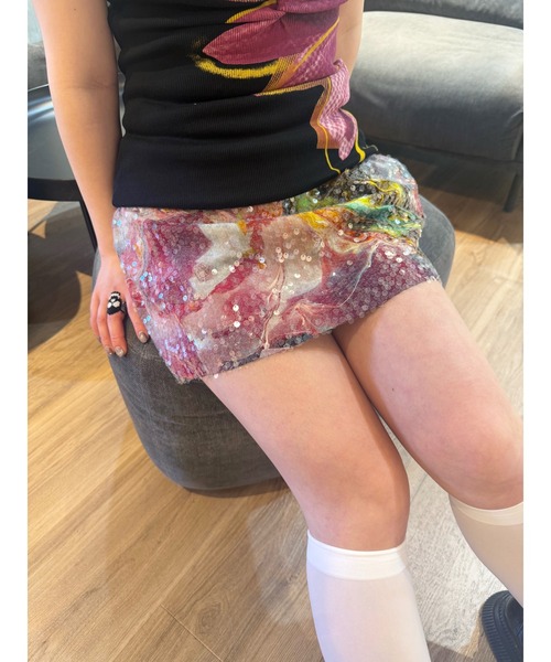 Desigual（デシグアル）の「ギャラクシーフラワースパンコールミニスカート（スカート・レディース・レッド・XS/L/XL/S/M）」の2枚目の写真