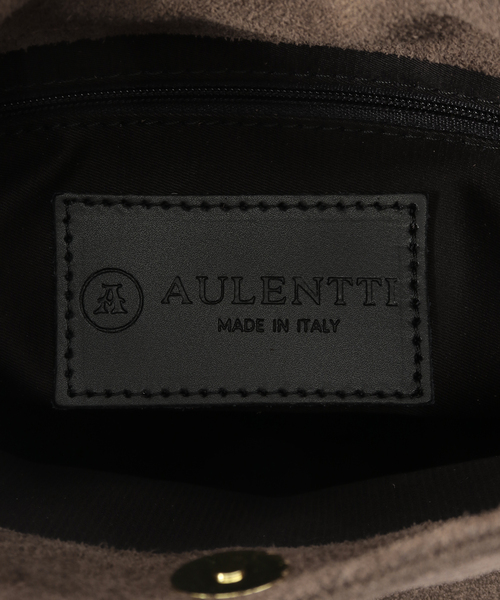 AULENTTI(オウレンティ)の「【WEB+一部店舗限定】AULENTTI / オウレンティ スエードフリンジショルダーバッグ(ショルダーバッグ・レディース・チョコ・FREE)」の9枚目の写真