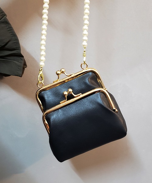 Mignonjour(ミニョンジュール)の「FReePLACe/がま口 ミニパールショルダーバッグ X12790(ショルダーバッグ・レディース・ブラック・FREE)」の2枚目の写真