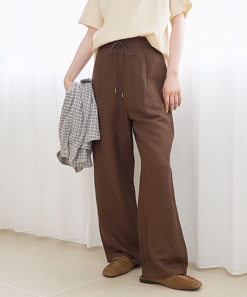 coen（コーエン）の「【接触冷感】リネンレーヨン ワイドストレートパンツ（WEB限定サイズあり/インフルエンサー紹介アイテム）（その他パンツ・レディース・その他1/ダークブラウン/オリーブ/ブラック・XL/L/M/S）」の13枚目の写真