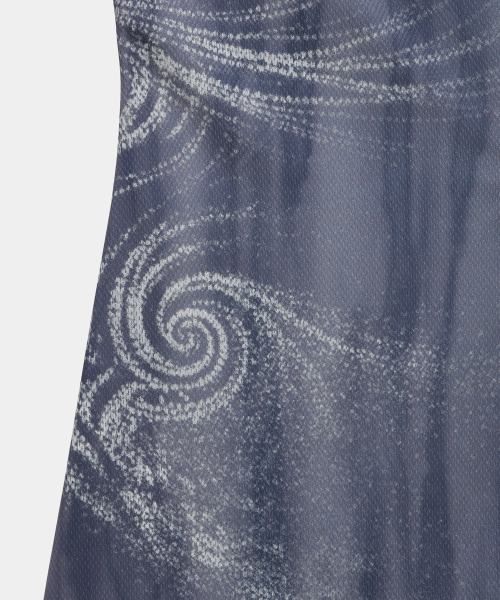 ETRE AU SOMMET（エトレオソメ）の「Side Cut-Out Mini One-Piece (Charcoal)（ワンピース・レディース・チャコールグレー・1/2）」の10枚目の写真