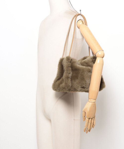 Three Four Time（ｽﾘｰﾌｫｰﾀｲﾑ）の「フェイクファースクエアトート（トートバッグ・レディース・ブラウン・FREE）」の5枚目の写真