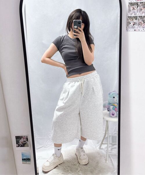 MUSINSA STANDARD WOMAN（ムシンサスタンダードウーマン）の「ウィメンズリブドピグメントスリムTシャツ[ダークグレー]（Tシャツ/カットソー・レディース・その他・SMALL/MEDIUM/LARGE/X-LARGE/X-SMALL）」の6枚目の写真