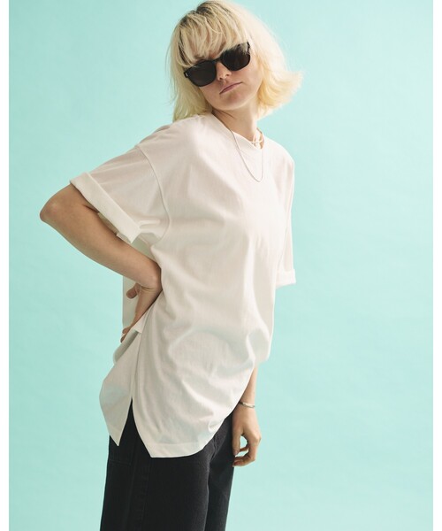 Rouge vif Anna(ルージュヴィフアンナ)の「コットンバックドレープTシャツ/セミロング丈(Tシャツ/カットソー・レディース・ホワイト/モカ・フリー)」の4枚目の写真