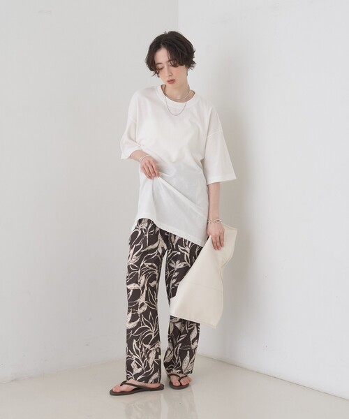 Rouge vif Anna(ルージュヴィフアンナ)の「コットンバックドレープTシャツ/セミロング丈(Tシャツ/カットソー・レディース・ホワイト/モカ・フリー)」の21枚目の写真