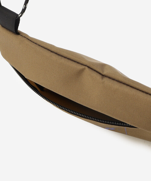 Bshop(ビショップ)の「神戸ザック | 〈別注〉IMOCK サコッシュ BEIGE UNISEX(ショルダーバッグ・レディース・ベージュ・ONE)」の8枚目の写真
