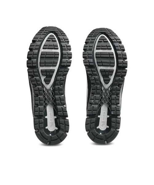 ASICS（アシックス）の「ASICS GEL-QUANTUM 360 I AMP（アシックス ゲル クォンタム 360 I アンプ）（スニーカー・メンズ・ベージュ系/グレー系・23cm/23.5cm/24cm/24.5cm/25cm/25.5cm/26cm/26.5cm/27cm/27.5cm/28cm/28.5cm/29cm）」の3枚目の写真