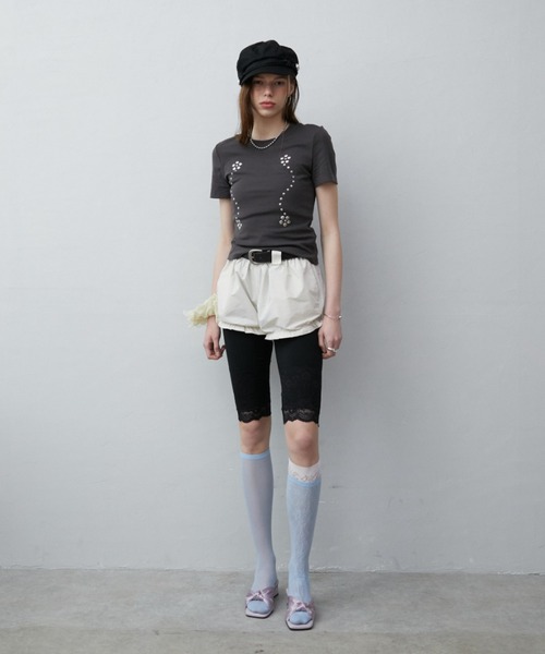 Rohwel（ローウェル）の「Stud Line T-Shirt / スタッズラインTシャツ（Tシャツ/カットソー・レディース・ホワイト/ブラック/グレー・FREE）」の18枚目の写真
