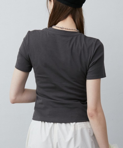 Rohwel（ローウェル）の「Stud Line T-Shirt / スタッズラインTシャツ（Tシャツ/カットソー・レディース・ホワイト/ブラック/グレー・FREE）」の17枚目の写真