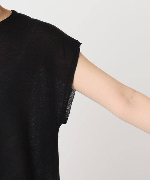 U by SPICK&SPAN（ユーバイスピックアンドスパン）の「《接触冷感》ウォッシャブルリネンブレンドプルオーバー（ニット/セーター・レディース・ブラック/ホワイト/グリーン・FREE）」の11枚目の写真