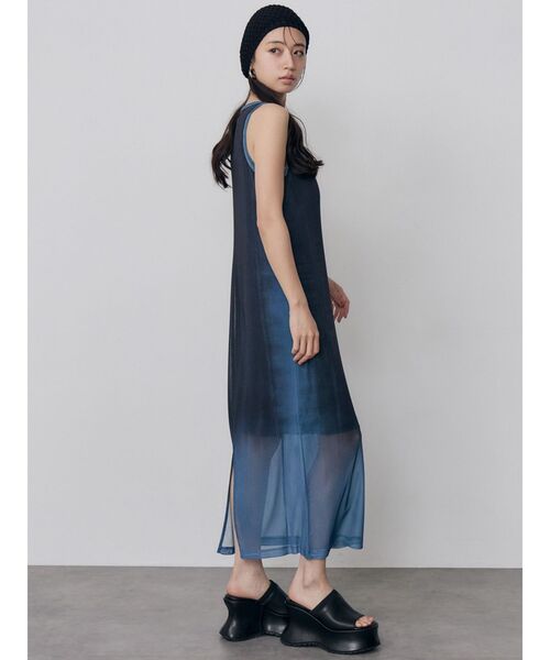 MURUA(ムルーア)の「デニムプリントシアーワンピース 夏服(ワンピース・レディース・ブラウン/ブルー/ブラック・FREE)」の17枚目の写真