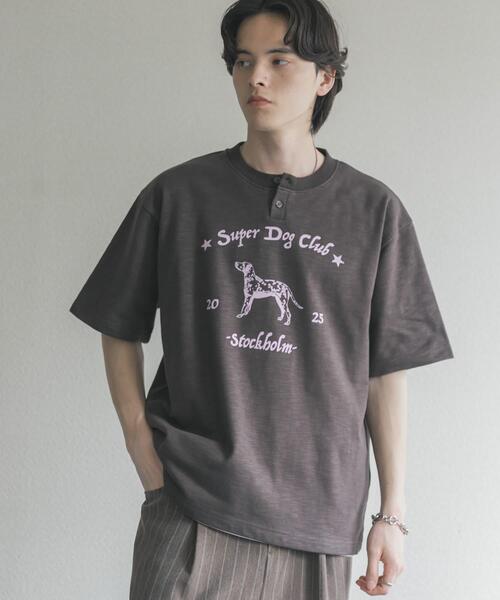 SENSE OF PLACE by URBAN RESEARCH(センスオブプレイスバイアーバンリサーチ)の「ヴィンテージグラフィックヘンリーネックTシャツ(Tシャツ/カットソー・メンズ・ライトブルー/チャコールグレー/ネイビー・LARGE/MEDIUM)」の7枚目の写真