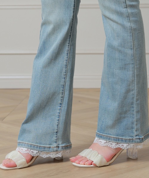 Anely（アネリー）の「Anely ウォッシュ 裾レース フレア スキニー デニム パンツ（デニムパンツ・レディース・ブルー・L/M/S）」の9枚目の写真