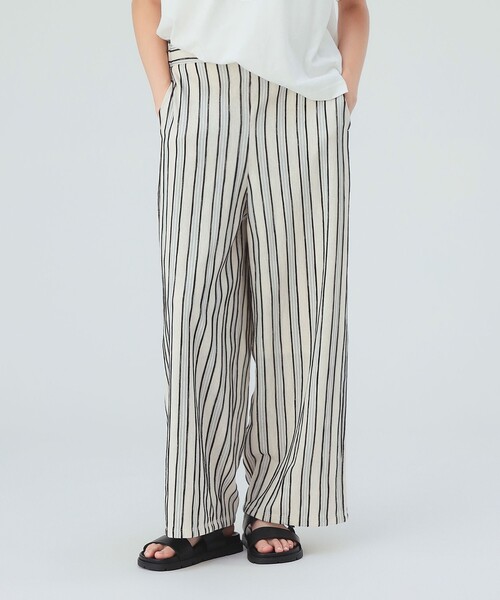 BEAMS HEART(ビームスハート)の「ストライプ カット パンツ(セットアップ対応)(スラックス・レディース・ホワイト系その他5/オフホワイト・FREE)」の1枚目の写真