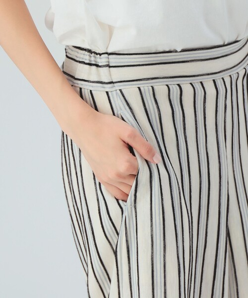 BEAMS HEART(ビームスハート)の「ストライプ カット パンツ(セットアップ対応)(スラックス・レディース・ホワイト系その他5/オフホワイト・FREE)」の5枚目の写真