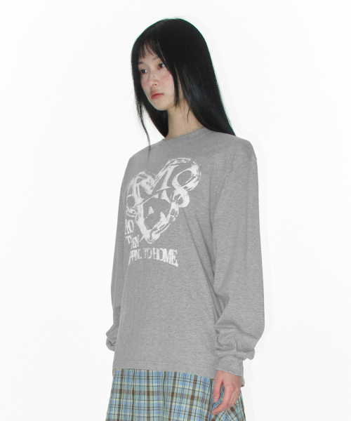 AMESWORLDWIDE（アメスワールドワイド）の「AMES HEART GRAPHIC LS TEE GREY（Tシャツ/カットソー・レディース・その他・SMALL/MEDIUM/LARGE）」の4枚目の写真