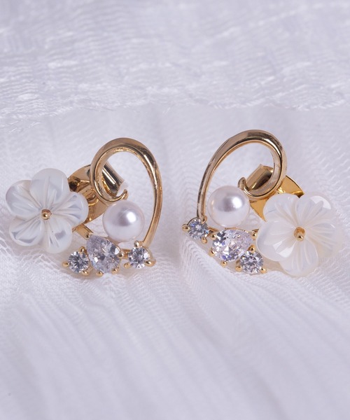LINFA (リンファ)の「デコハートデザインピアス(ピアス(両耳用)・レディース・ゴールド/シルバー/ピンクゴールド・FREE)」の9枚目の写真
