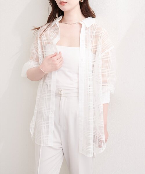 natural couture(ナチュラルクチュール)の「シアーチェックシャツ(シャツ/ブラウス・レディース・ライトベージュ/オフホワイト/ブラック・FREE)」の5枚目の写真