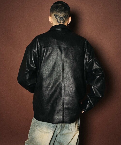 Subciety(サブサエティ)の「Faux leather car coat(ライダースジャケット・メンズ・ブラウン/ブラック・MEDIUM/LARGE/X-LARGE/SMALL)」の9枚目の写真