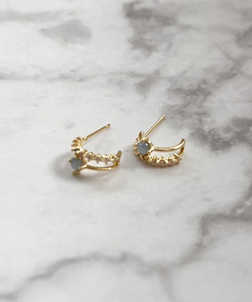 yu-ka(ユーカ)の「YU-KA:デザインピアス Designer earrings(ピアス(両耳用)・レディース・ゴールド・FREE)」の2枚目の写真