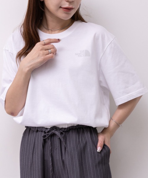 THE NORTH FACE(ザノースフェイス)の「THE NORTH FACE(ザ・ノースフェイス)/ワンポイントロゴ 半袖 コットン Tシャツ/M'S COTTON BASIC S/S R/TEE(Tシャツ/カットソー・レディース・ブラック/グレー/ホワイト/ホワイト系その他/ダークネイビー/ブルー系その他・L/M/S/XXL/XL)」の3枚目の写真