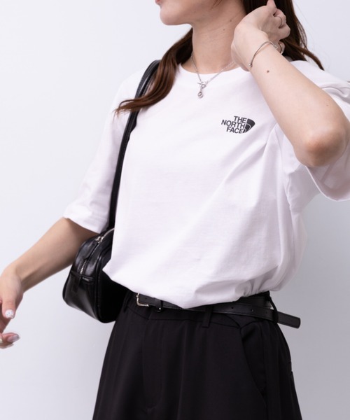 THE NORTH FACE(ザノースフェイス)の「THE NORTH FACE(ザ・ノースフェイス)/ワンポイントロゴ 半袖 コットン Tシャツ/M'S COTTON BASIC S/S R/TEE(Tシャツ/カットソー・レディース・ブラック/グレー/ホワイト/ホワイト系その他/ダークネイビー/ブルー系その他・L/M/S/XXL/XL)」の9枚目の写真