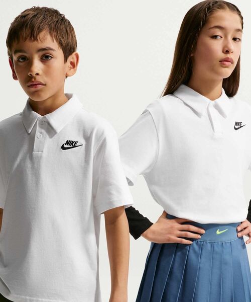 NIKE(ナイキ)の「ナイキ スポーツウェア クラブ ジュニア ニット ショートスリーブ ポロ / Nike Sportswear Club Big Kids' Knit Short-Sleeve Polo IF2841-100 White(ポロシャツ・キッズ・ホワイト・160/150/140/130)」の8枚目の写真