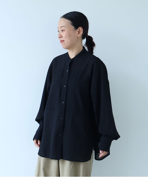 yuni（ユニ　）の「sheer summer ウールPolyester Voil wander shirt（シャツ/ブラウス・レディース・グリーン/ブラック・FREE）」の10枚目の写真