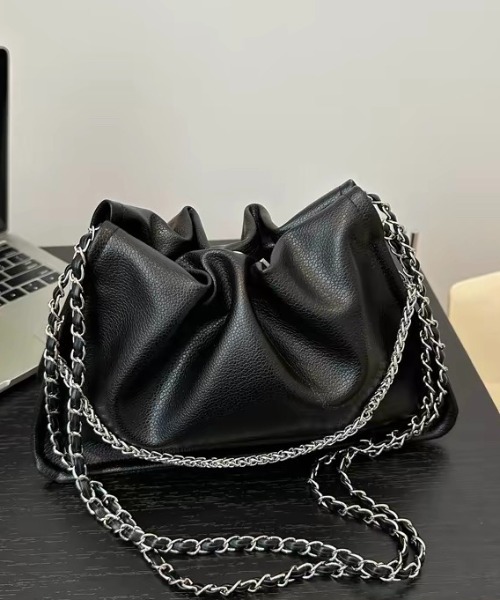 ampm(エーエムピーエム)の「2WAY ギャザー チェーンショルダーバッグ ワンハンドル フェイクレザー(ショルダーバッグ・レディース・ホワイト/ブラック/シルバー・FREE)」の21枚目の写真