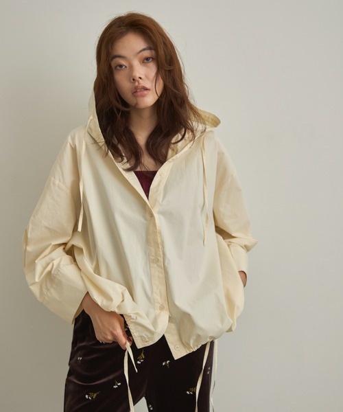 Trish(トリッシュ)の「フーディーオーバーシャツ(シャツ/ブラウス・レディース・アイボリー/ブラック/その他・MEDIUM)」の6枚目の写真