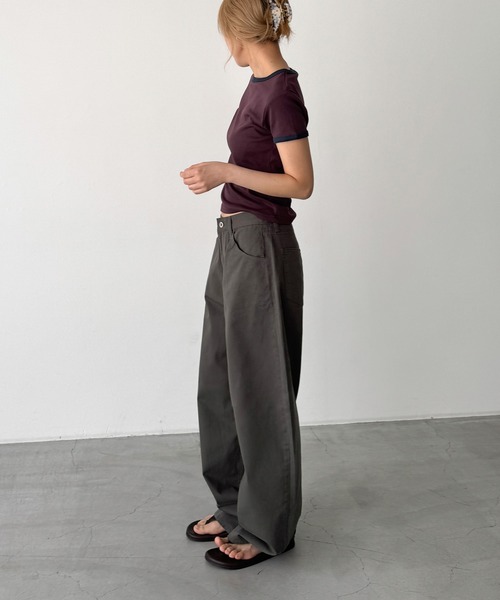 CANAL JEAN(キャナルジーン)の「El mar ウォッシュドコットンカーブパンツ(その他パンツ・レディース・チャコールグレー・SMALL/MEDIUM)」の2枚目の写真