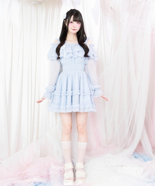 LAFARY(ラファリー)の「フリルオフショルワンピ(ワンピース・レディース・ホワイト/ピンク/ブルー・FREE)」の15枚目の写真