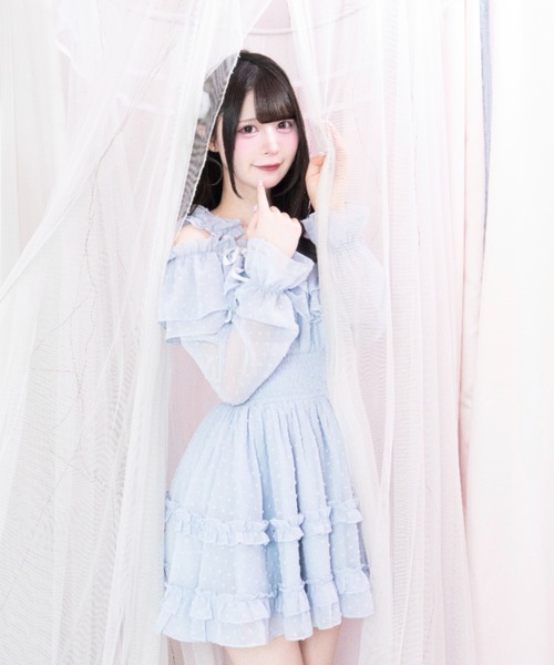 LAFARY(ラファリー)の「フリルオフショルワンピ(ワンピース・レディース・ホワイト/ピンク/ブルー・FREE)」の19枚目の写真