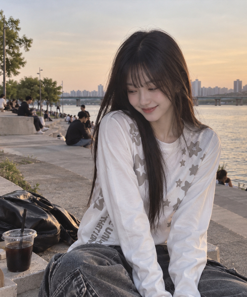 KKEEE(ケーケーイーイー)の「スターカインドロングスリーブ(2カラー)(Tシャツ/カットソー・レディース・ホワイト/ブラック・FREE)」の5枚目の写真