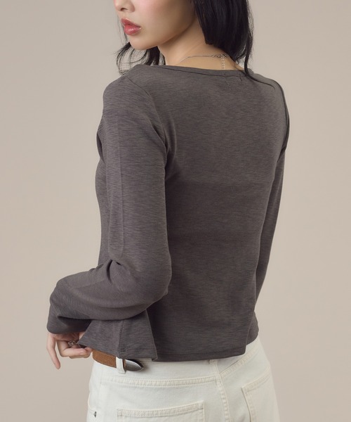 apres jour mignon(アプレジュールミニョン)の「レース付きフェイクレイヤードトップス(Tシャツ/カットソー・レディース・ピンク/チャコールグレー/ブラウン系その他・LARGE/フリー)」の14枚目の写真