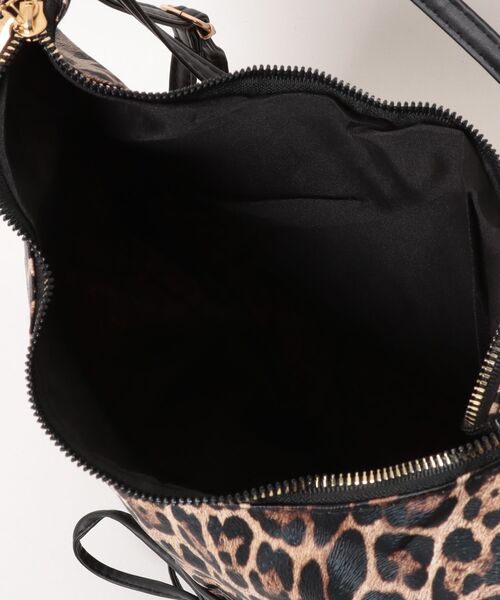 Burner(バーナー)の「【Leathen Leather(レーセンレザー)】レオパード柄 ワイドショルダートートバッグ lea-shbag-29-17【RBTS】(ショルダーバッグ・メンズ・ベージュ・FREE)」の4枚目の写真